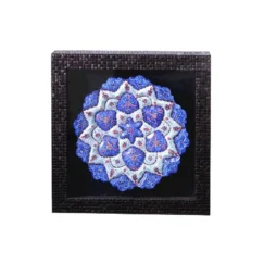 دیوارکوب میناکاری با قاب PVC با طرح هندسی